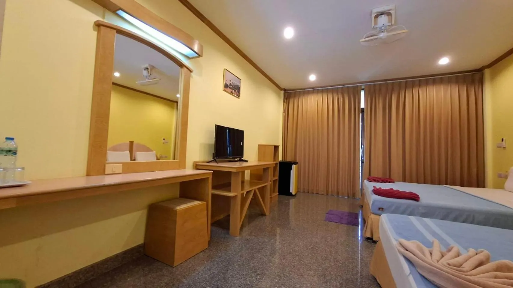 קו לנטה Lanta Summer House 1 3*, קו לנטה
